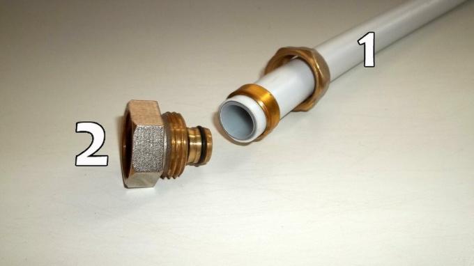 1 - Samenstelling pipe; 2 - spantang met binnendraad