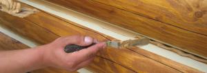 Afdichting van houten huizen: populaire methoden en materialen