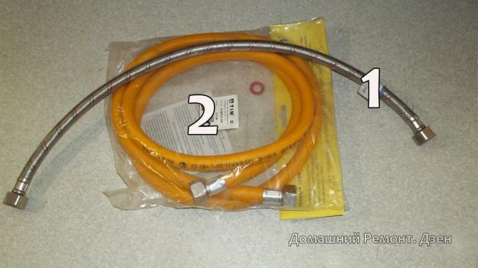 1 - de flexibele slang in een metalen omhulling; 2 - gas slangen PVC