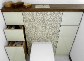 Zoals met 5 design tips, esthetische en praktische functie van de ruimte om je kleine wc toe te voegen