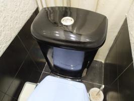 Toilet water wast zich - hoofd